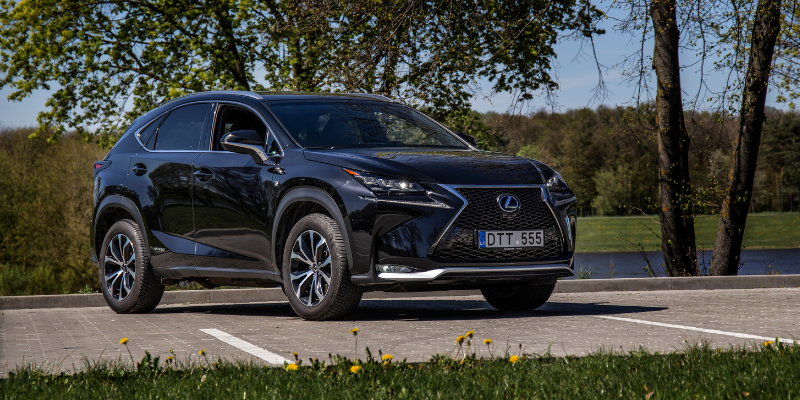 AUTO CZĘŚCI DO SAMOCHODU LEXUS NX 300H F SPORT 2016: W JAKI SPOSÓB SAMOCHÓD MOŻE STAĆ SIĘ CZĘŚCIĄ TWOJEGO WIZERUNKU?